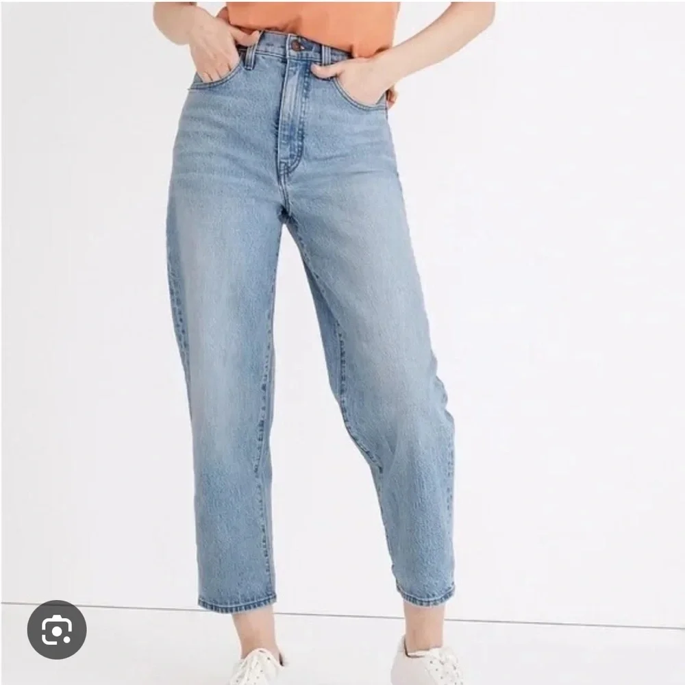 Madewell Balloon Classic Light Blue Women's Jeans. Size 24. Style DM5579